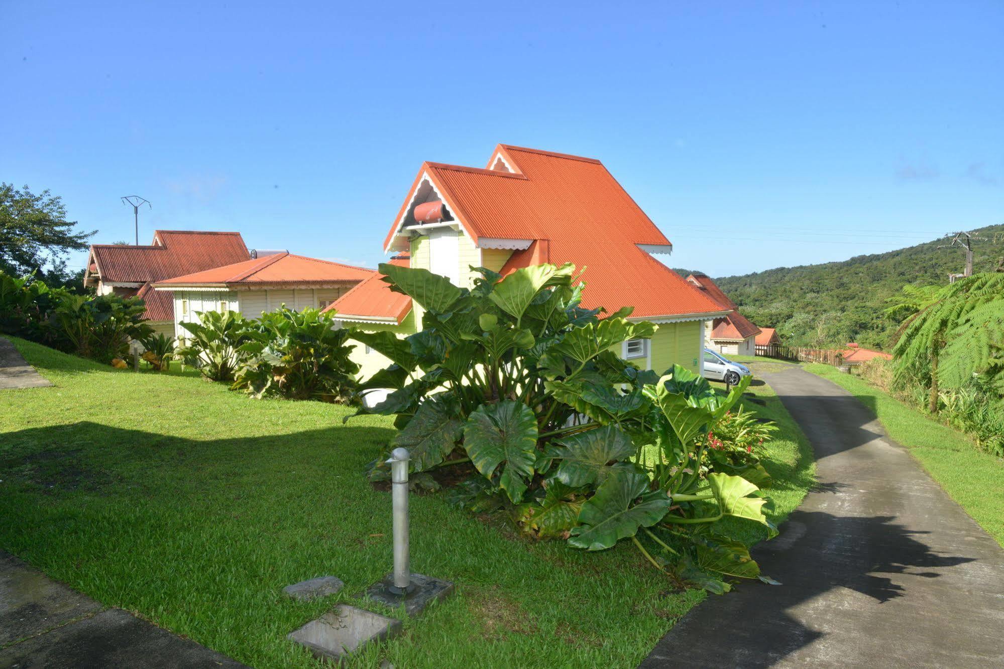 Auberge De La Montagne Pelee Hotel Saint-Pierre Екстериор снимка